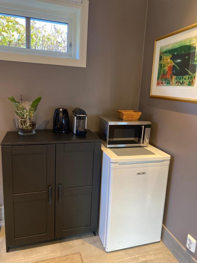 Guesthouse Suite At Ranvik Near City Center- Parking Available Sandefjord Exteriör bild