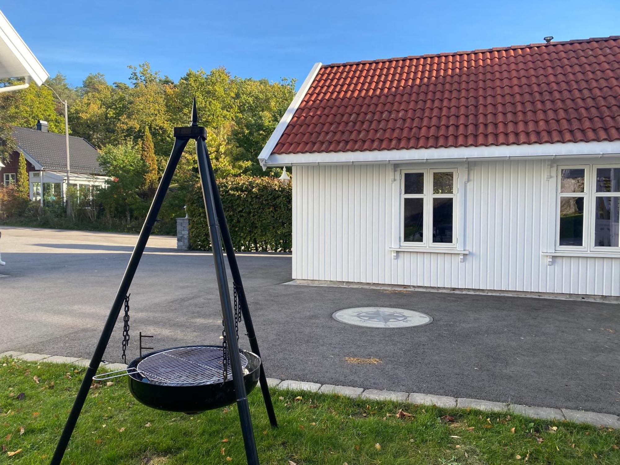 Guesthouse Suite At Ranvik Near City Center- Parking Available Sandefjord Exteriör bild